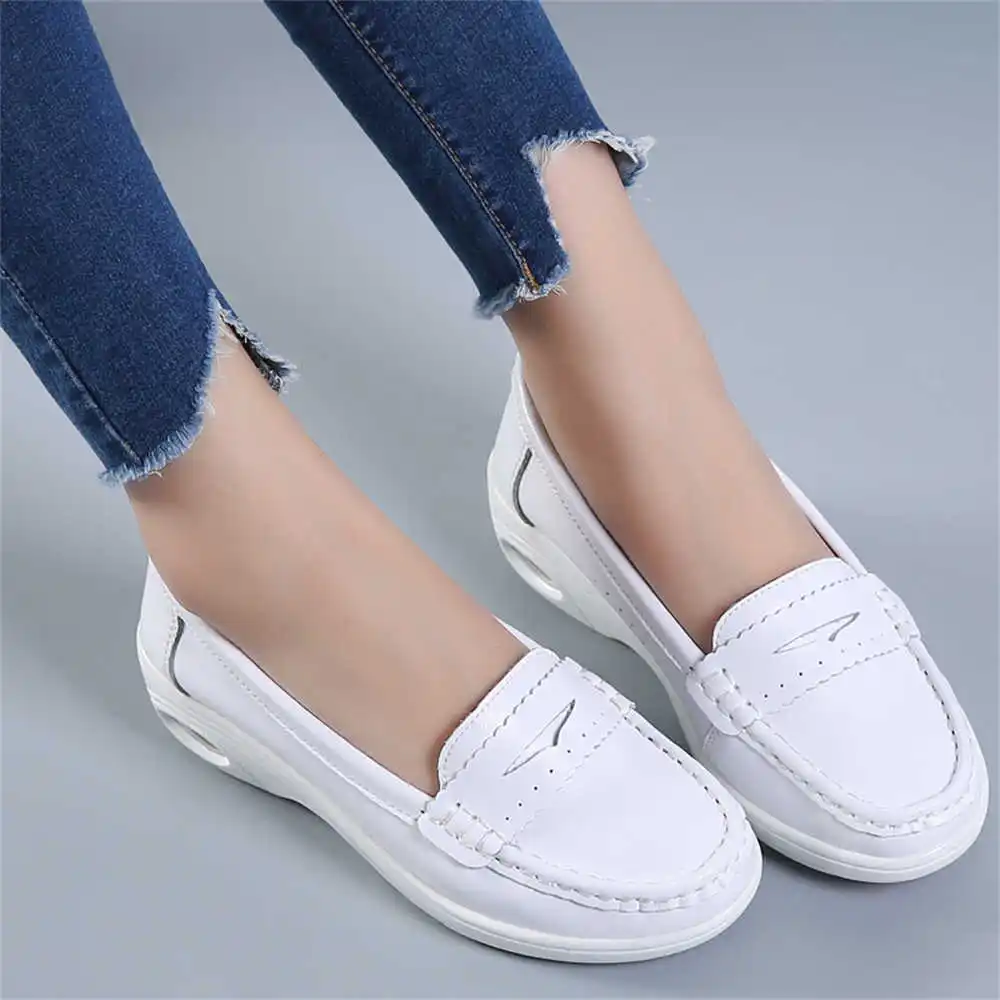 Unique Tech Accessories Gifts - Zapatillas de deporte blancas Slipon de