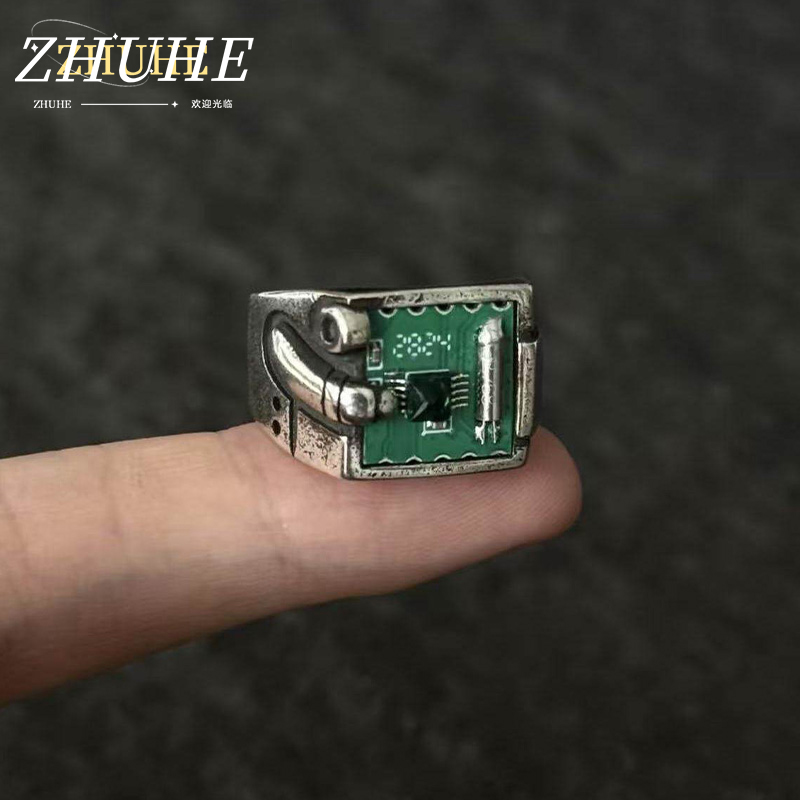 Tech Accessories Industry - Anillo con Patrón de PCB Inspirado